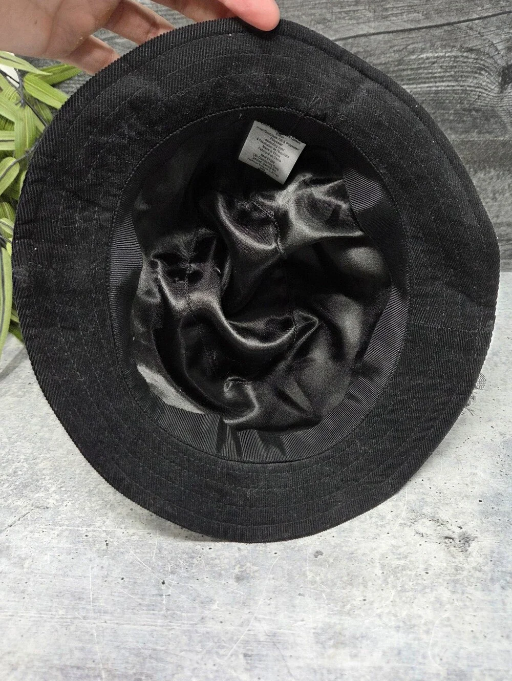 Black Multicolor Floral Print Short-Brimmed Fedora Hat Mesh Flower Accent